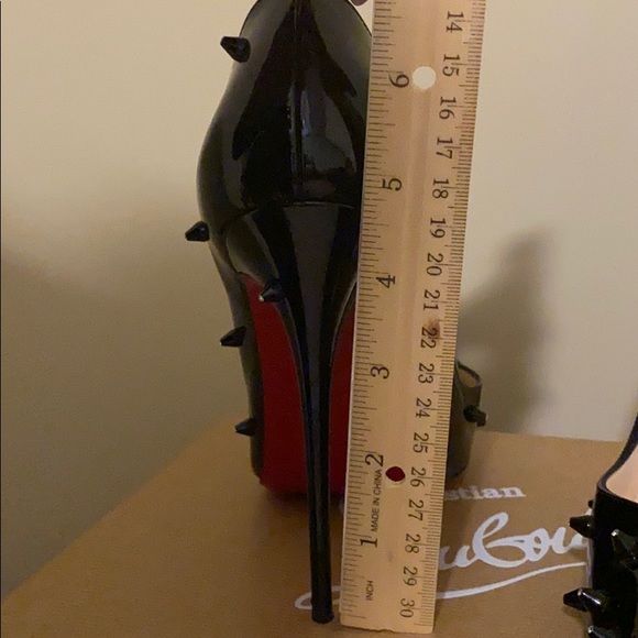 Classic and Classy - Picture 9 of 12